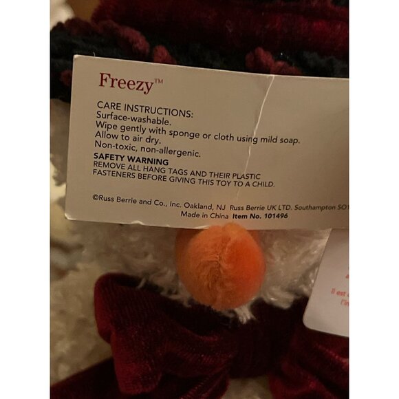 Russ Berrie Freezy the Snowman Sparkly 9" Plush Toy NWT Stuffed Frosty - Picture 8 of 10